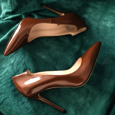 Marr&oacute;n chocolate, terracota o verde oliva